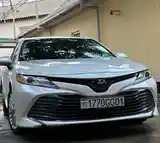 Toyota Camry, 2018-5