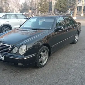 Mercedes-Benz E class, 2001