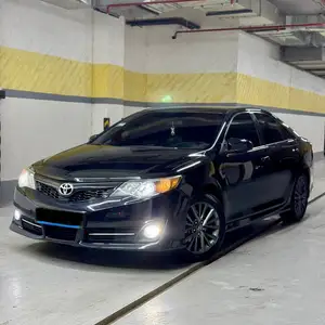 Toyota Camry, 2013