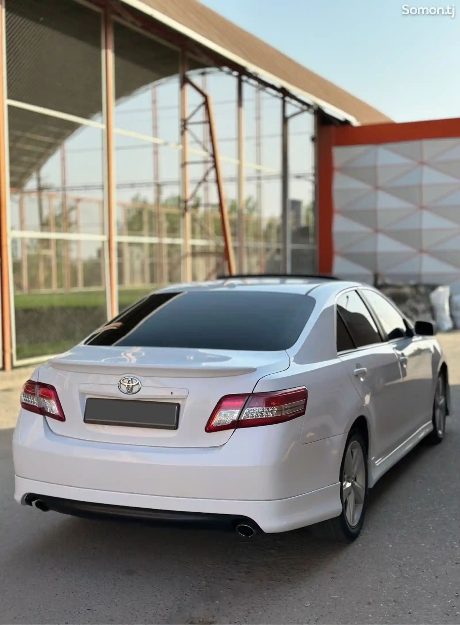 Toyota Camry, 2010-3