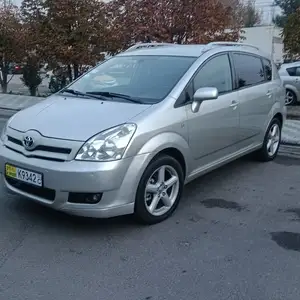 Toyota Corolla Verso, 2007