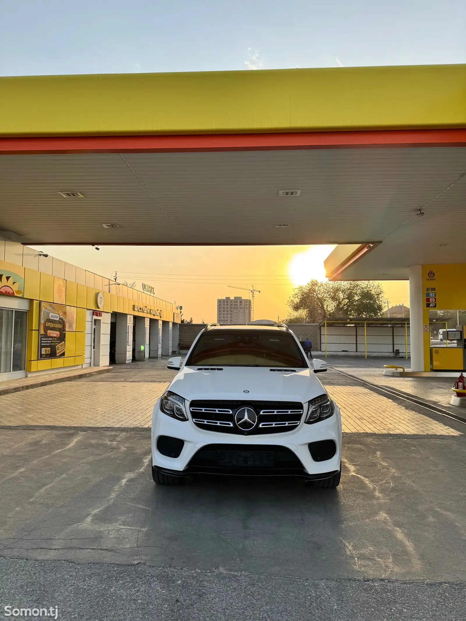 Mercedes-Benz GL class, 2018-1