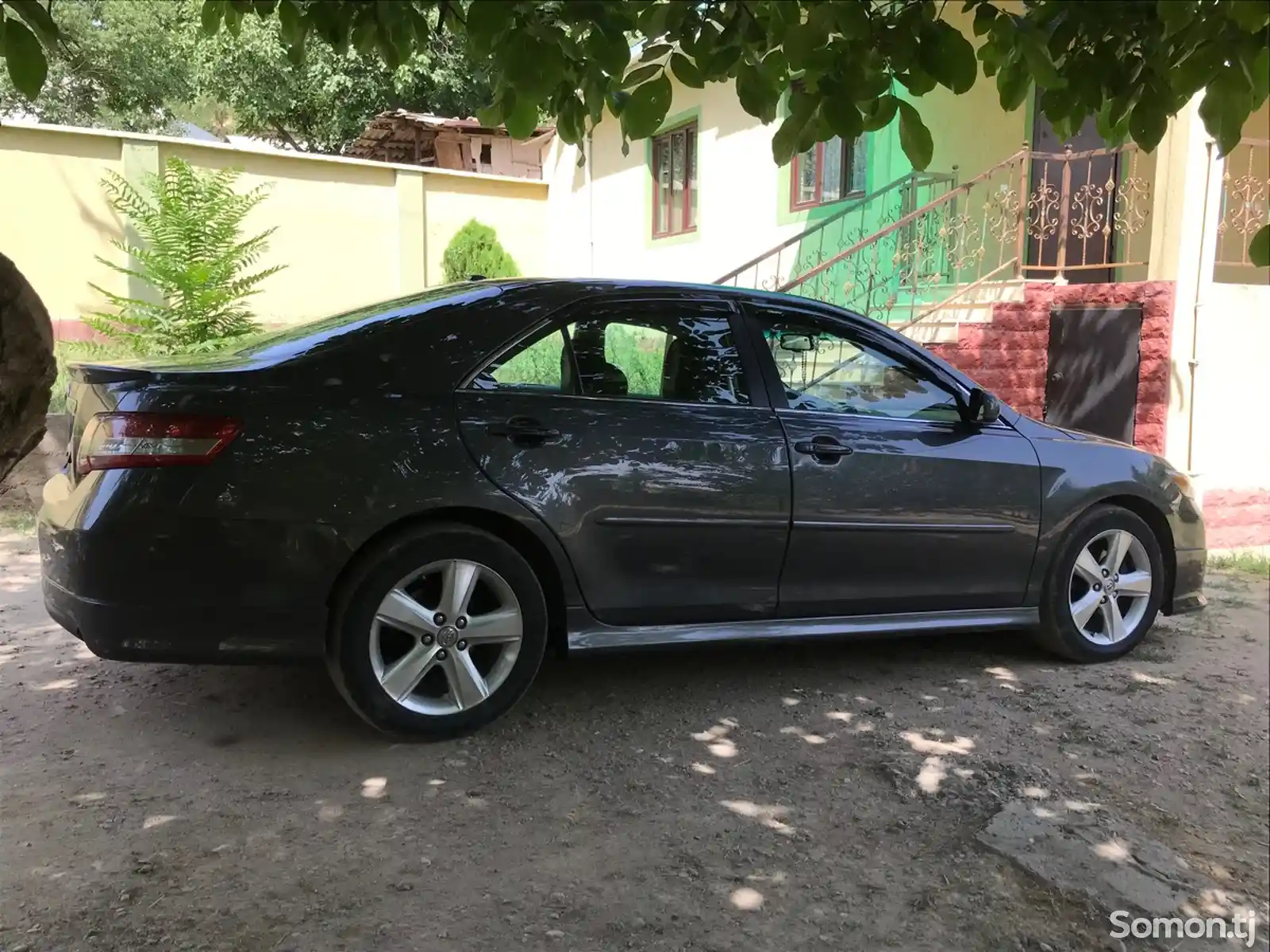 Toyota Camry, 2011-1