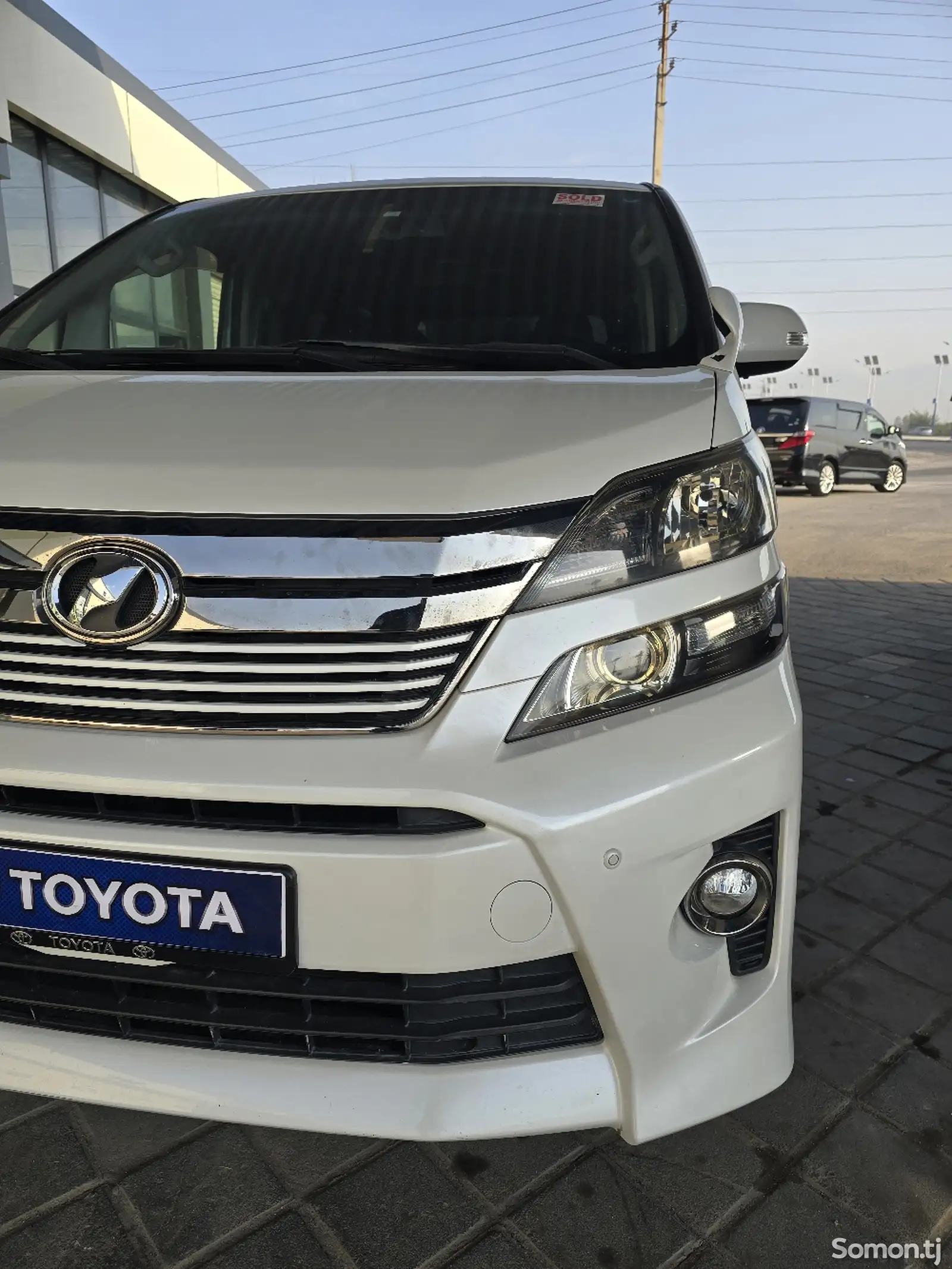 Toyota Vellfire, 2014-2