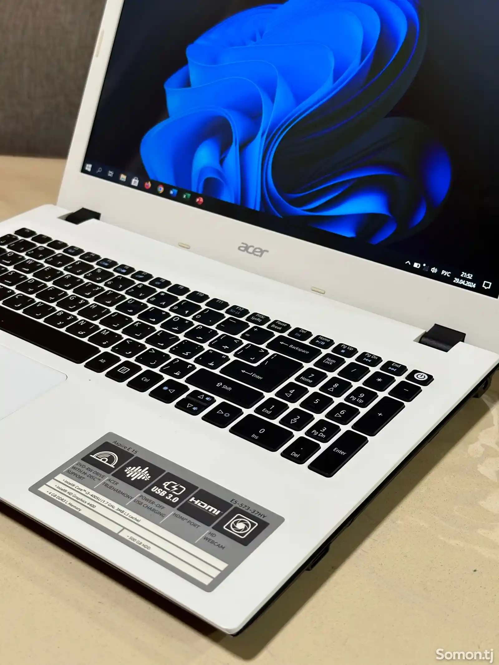 Ноутбук Acer E5-573 i3-4gen-6