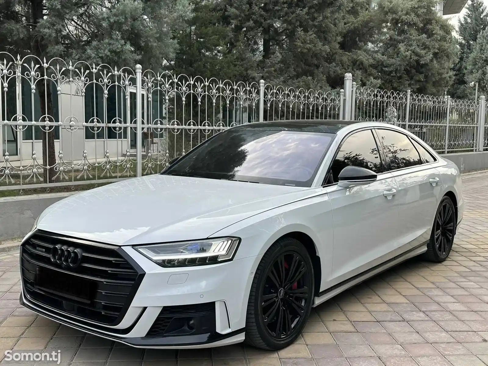 Audi A8, 2021-7
