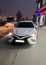 Toyota Camry, 2018-4