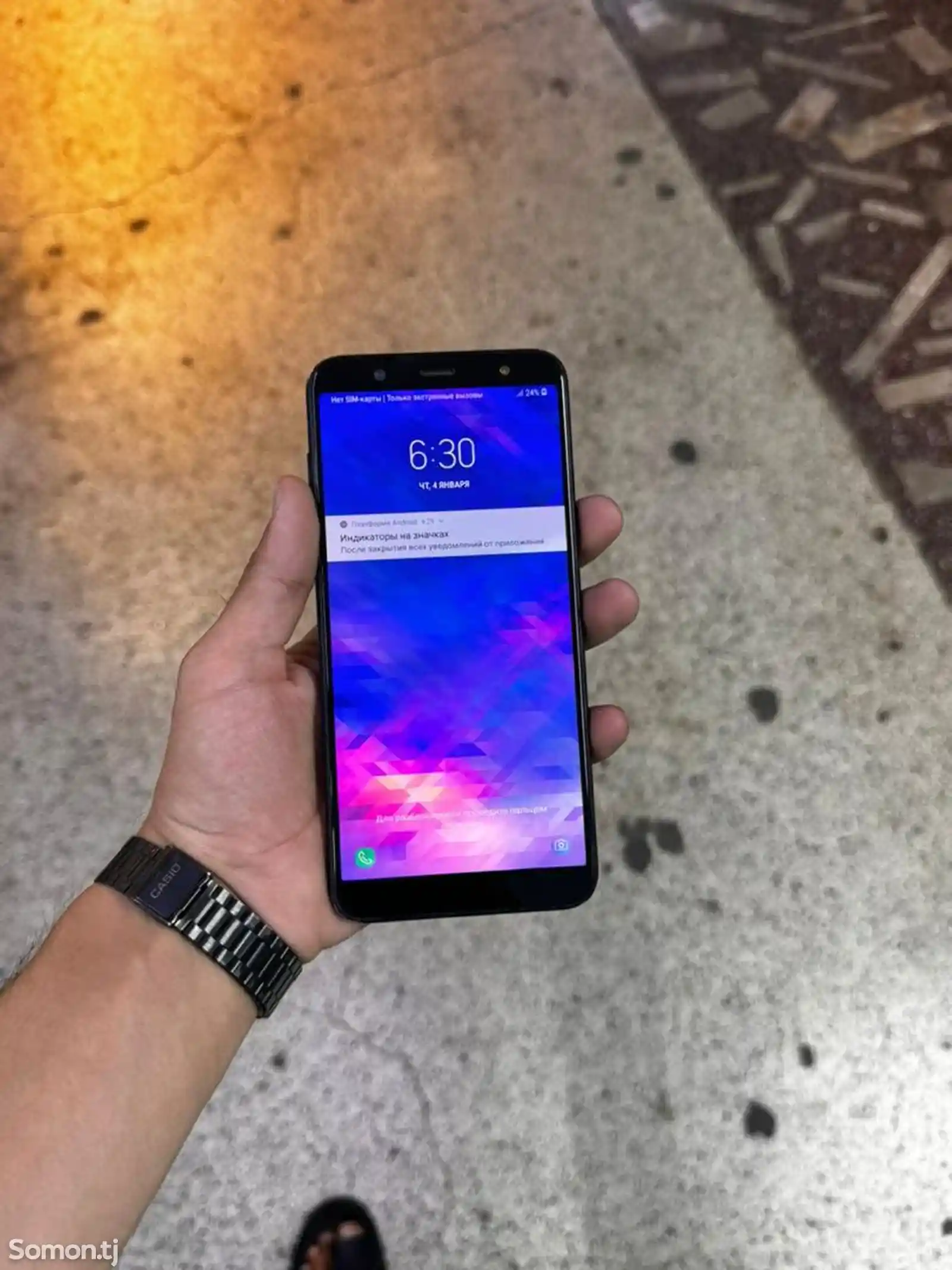 Samsung Galaxy A6+-2