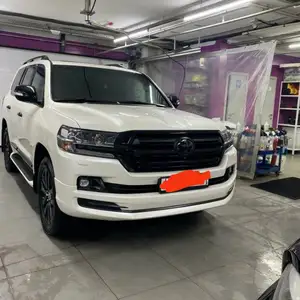 Toyota Land Cruiser, 2017