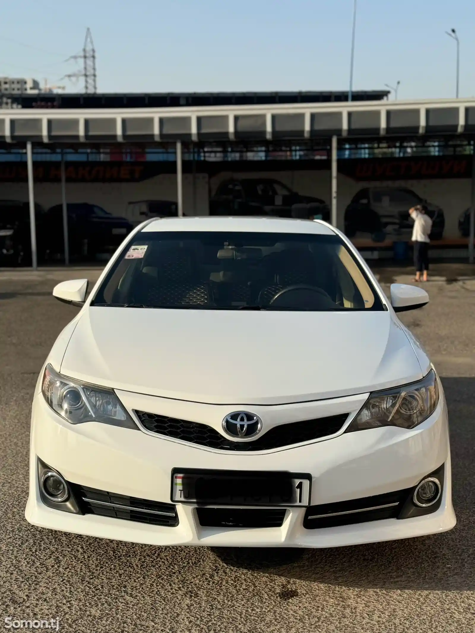 Toyota Camry, 2014-1