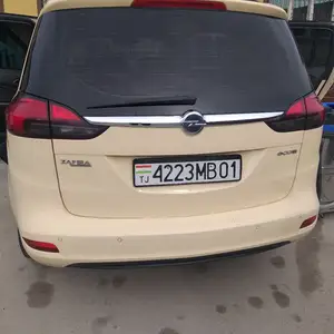 Opel Zafira, 2014