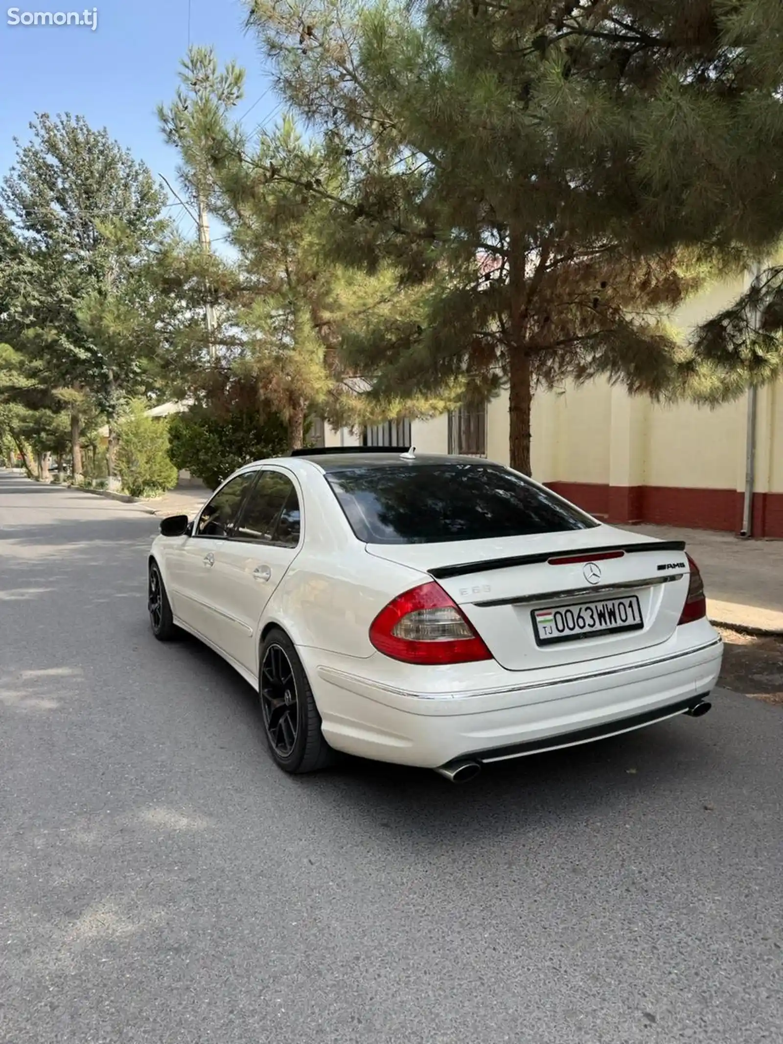 Mercedes-Benz E class, 2009-4