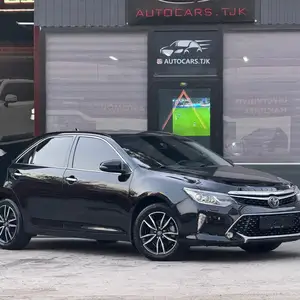 Toyota Camry, 2016