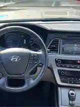 Hyundai Sonata, 2015-11