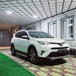 Toyota RAV 4, 2017