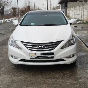 Hyundai Sonata, 2012