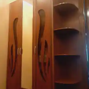 Шкаф для прихожей