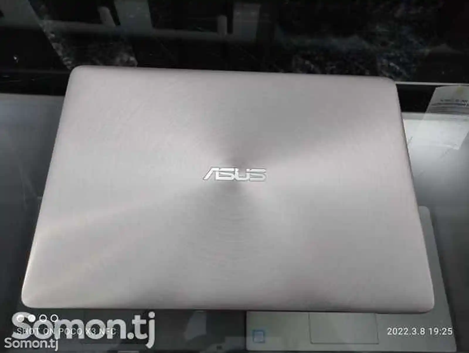 Ноутбук ASUS Zenbook UX310UQ Core i5-6200U 8GB/128GB SSD-5