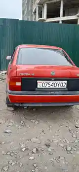 Opel Vectra A, 1992-2