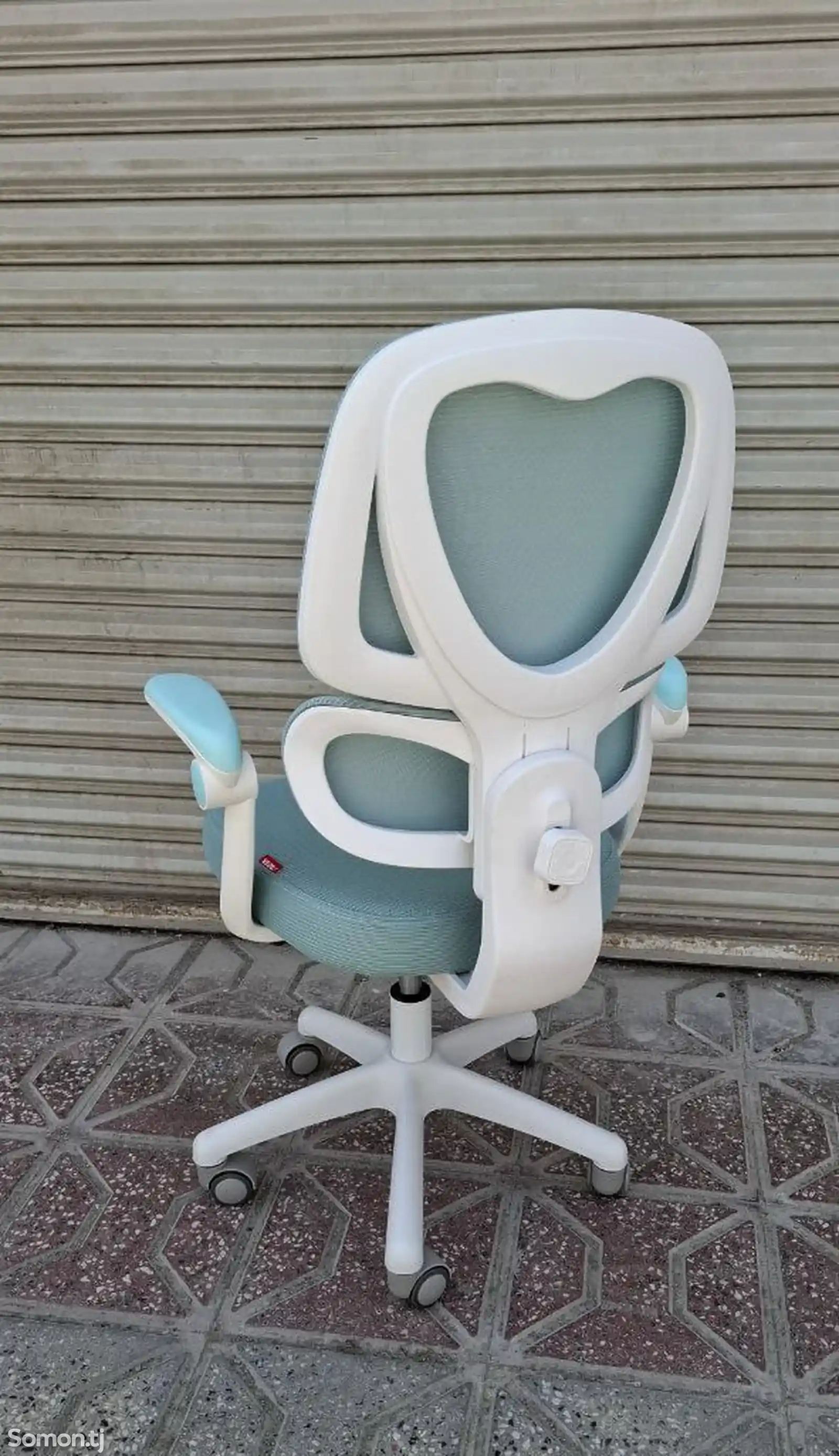 Кресло для офиса 608-3