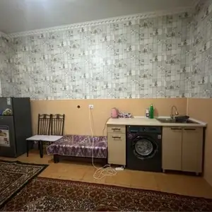 2-комн. квартира, 4 этаж, 80м², Цирк