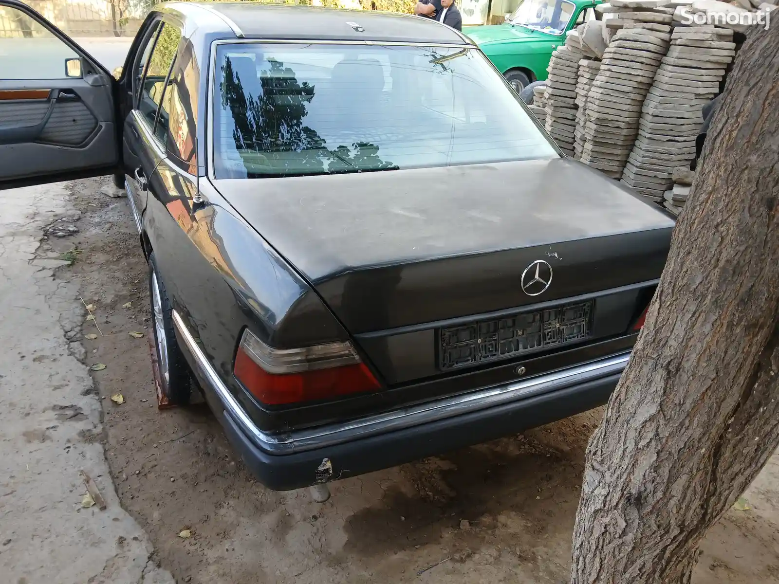 Mercedes-Benz W124, 1992-12