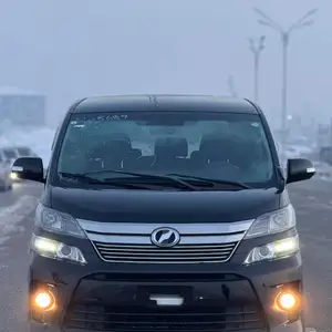 Toyota Vellfire, 2015