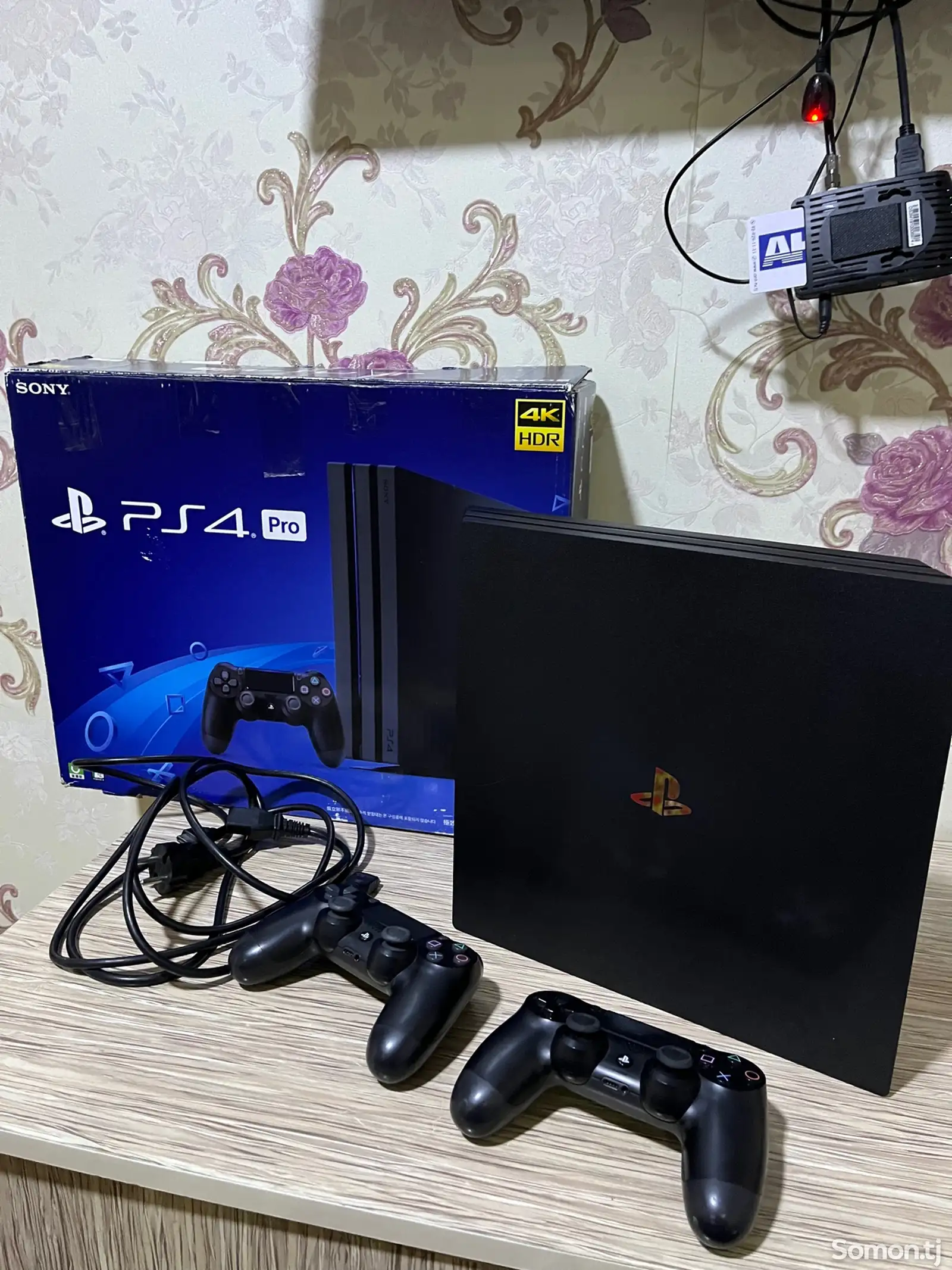 Игровая приставка Play Station 4 pro