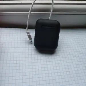 Наушники AirPods