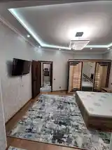 2-комн. квартира, 10 этаж, 60м², шохмансур-5