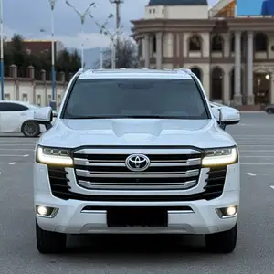 Toyota Land Cruiser, 2022