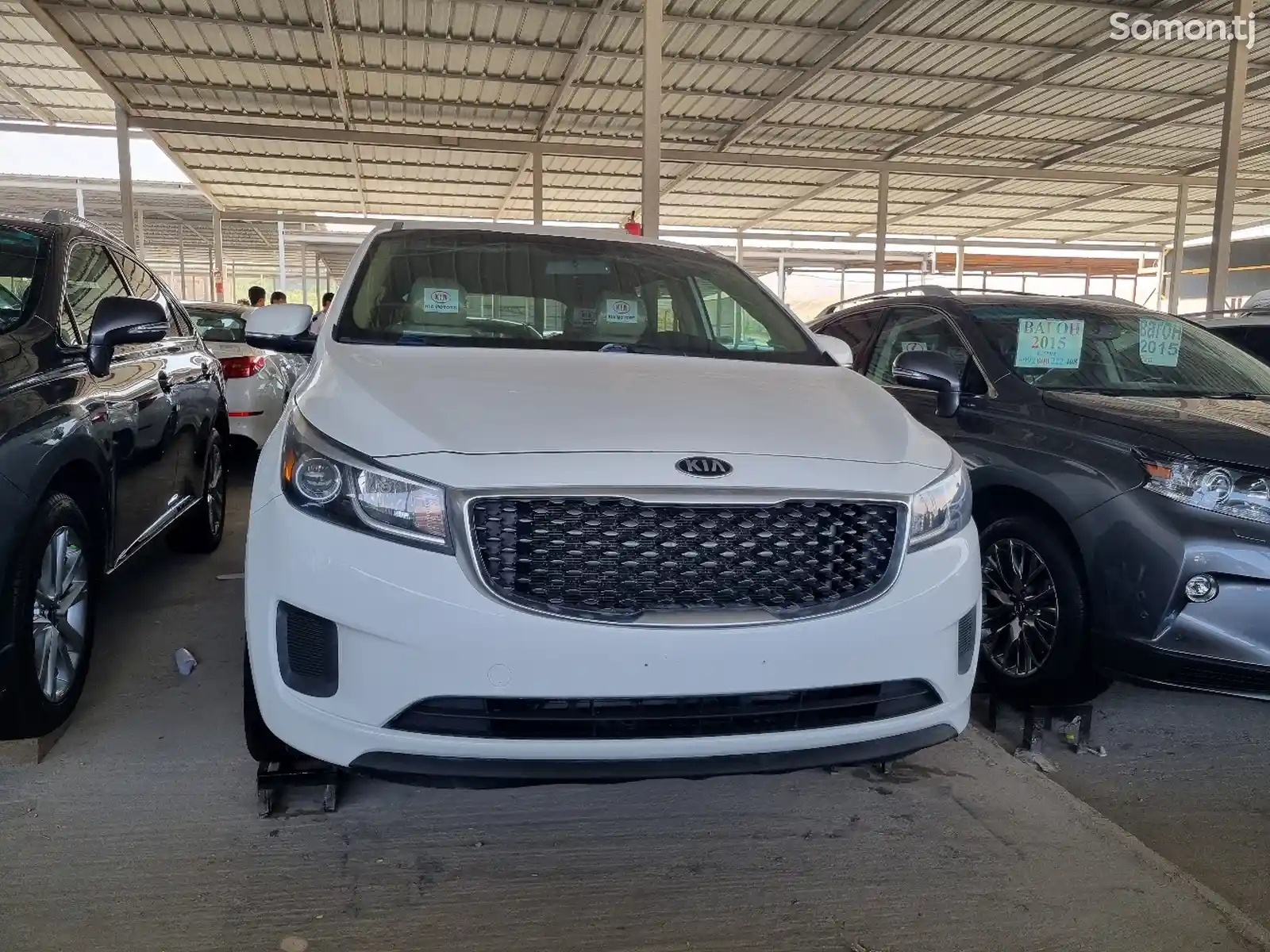 Kia Sedona, 2015-5