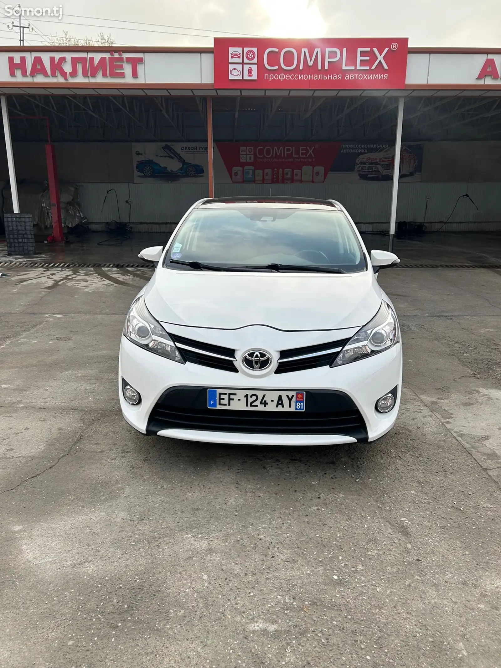 Toyota Corolla Verso, 2017-1