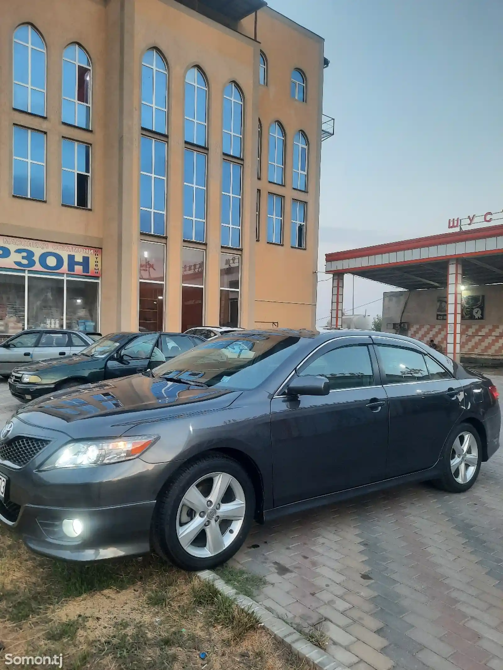 Toyota Camry, 2011-4