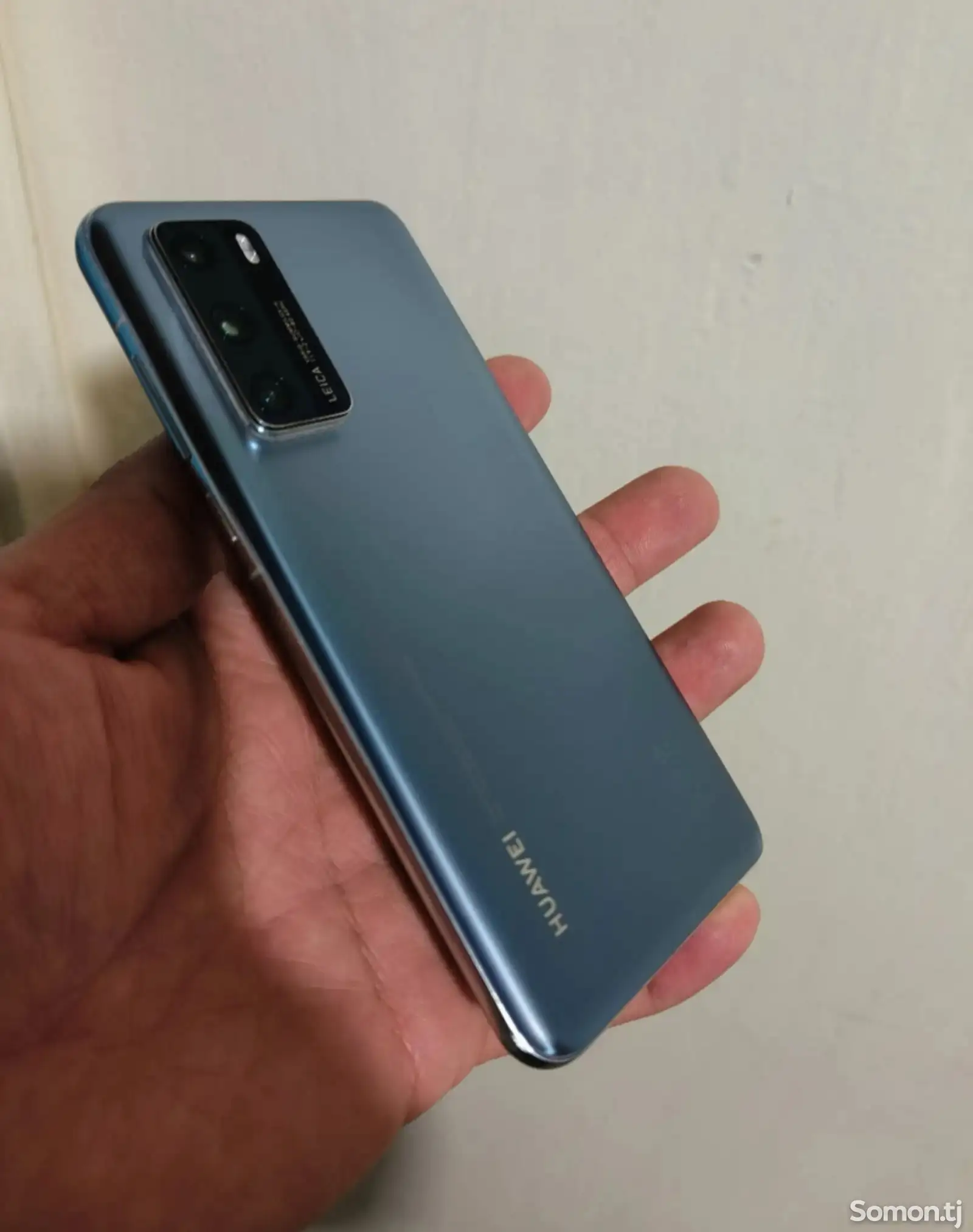 Huawei P40-1