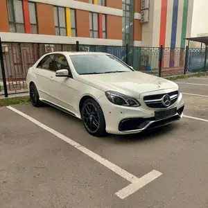 Mercedes-Benz E class, 2012