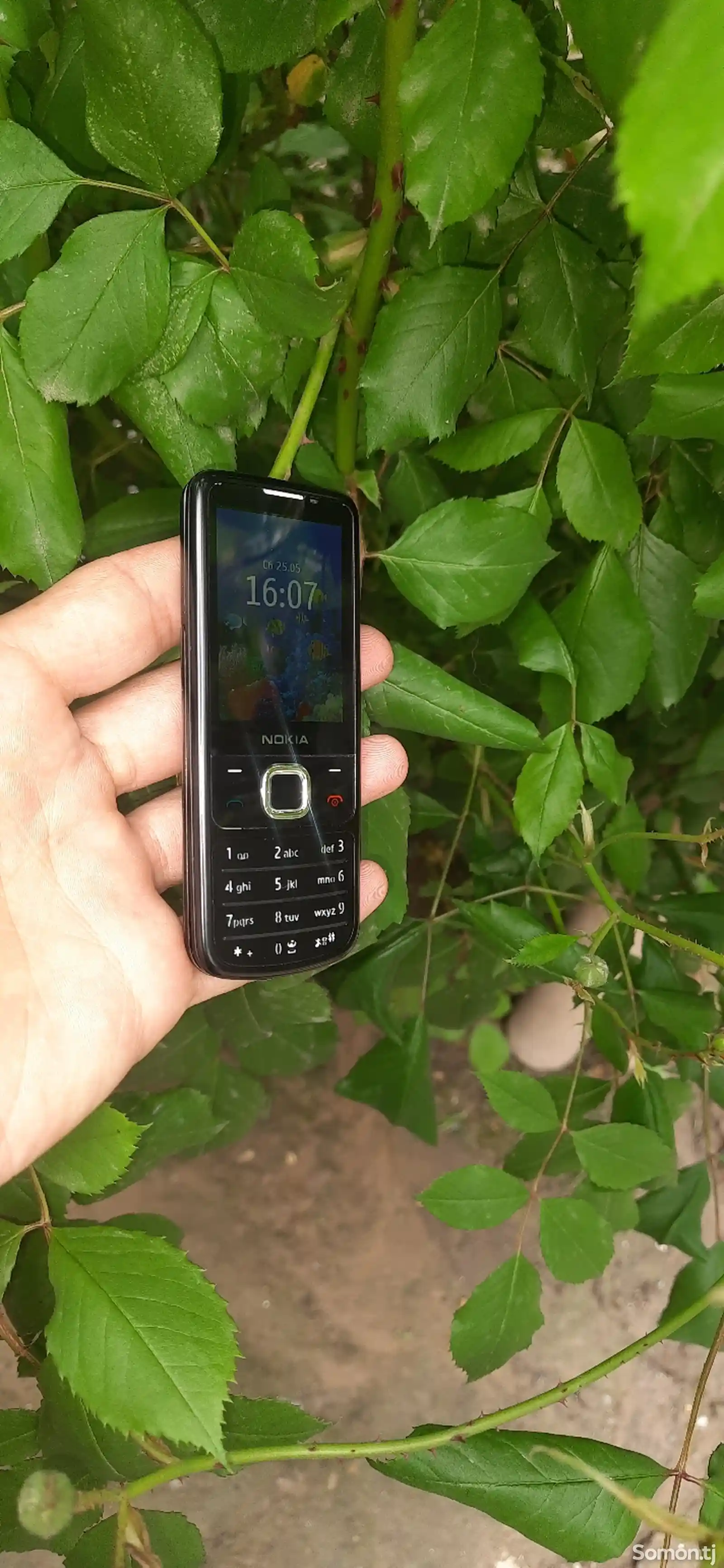 Nokia 6700 Classic-1