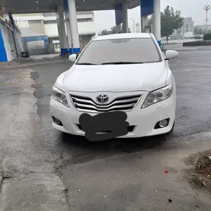 Toyota Camry, 2010