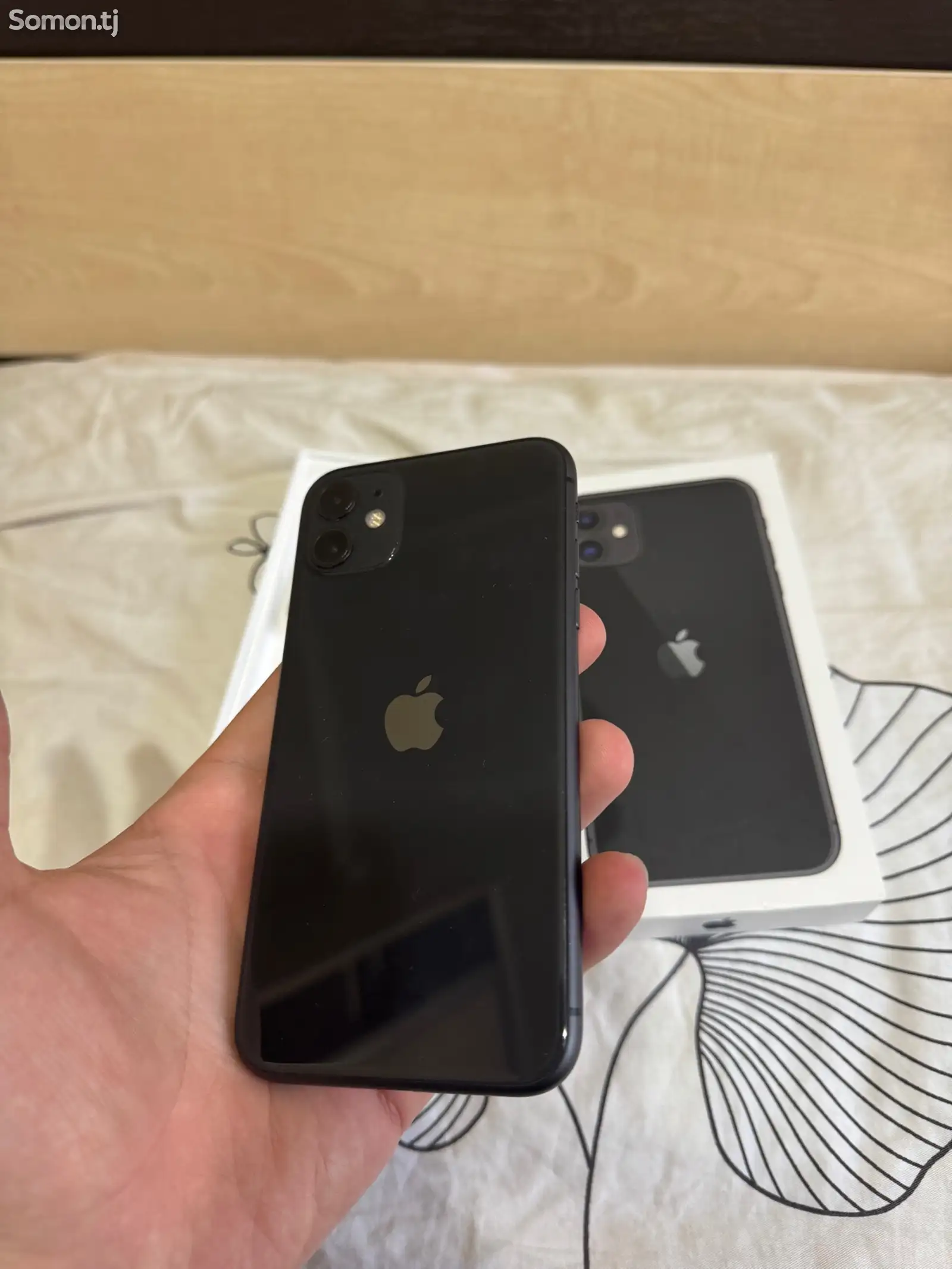 Apple iPhone 11, 64 gb, Black-1