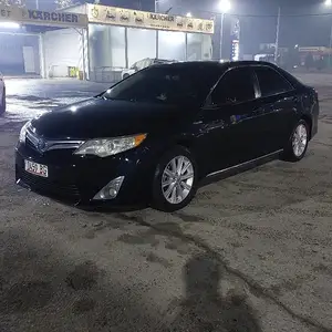 Toyota Camry, 2015