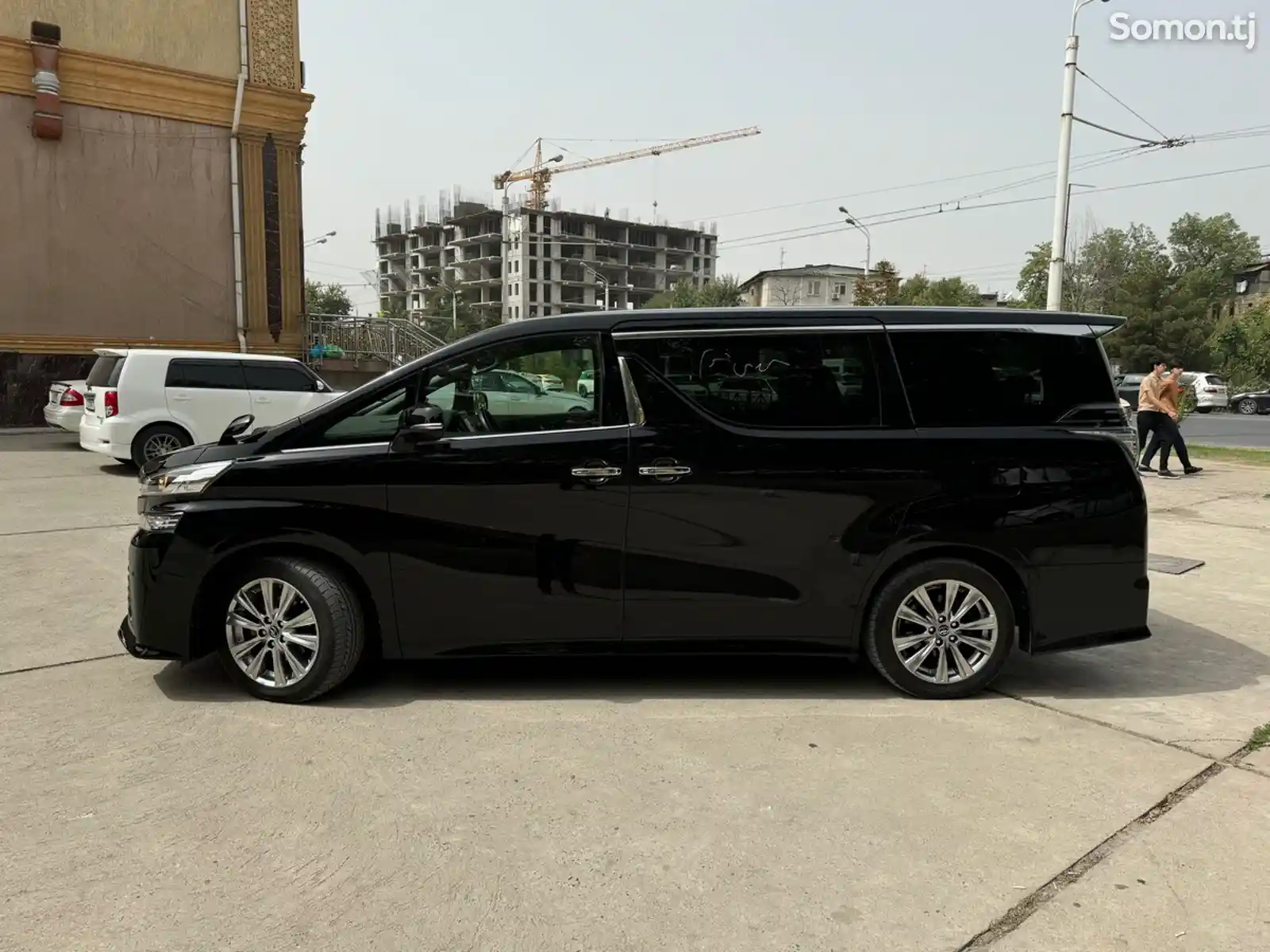 Toyota Vellfire, 2016-5