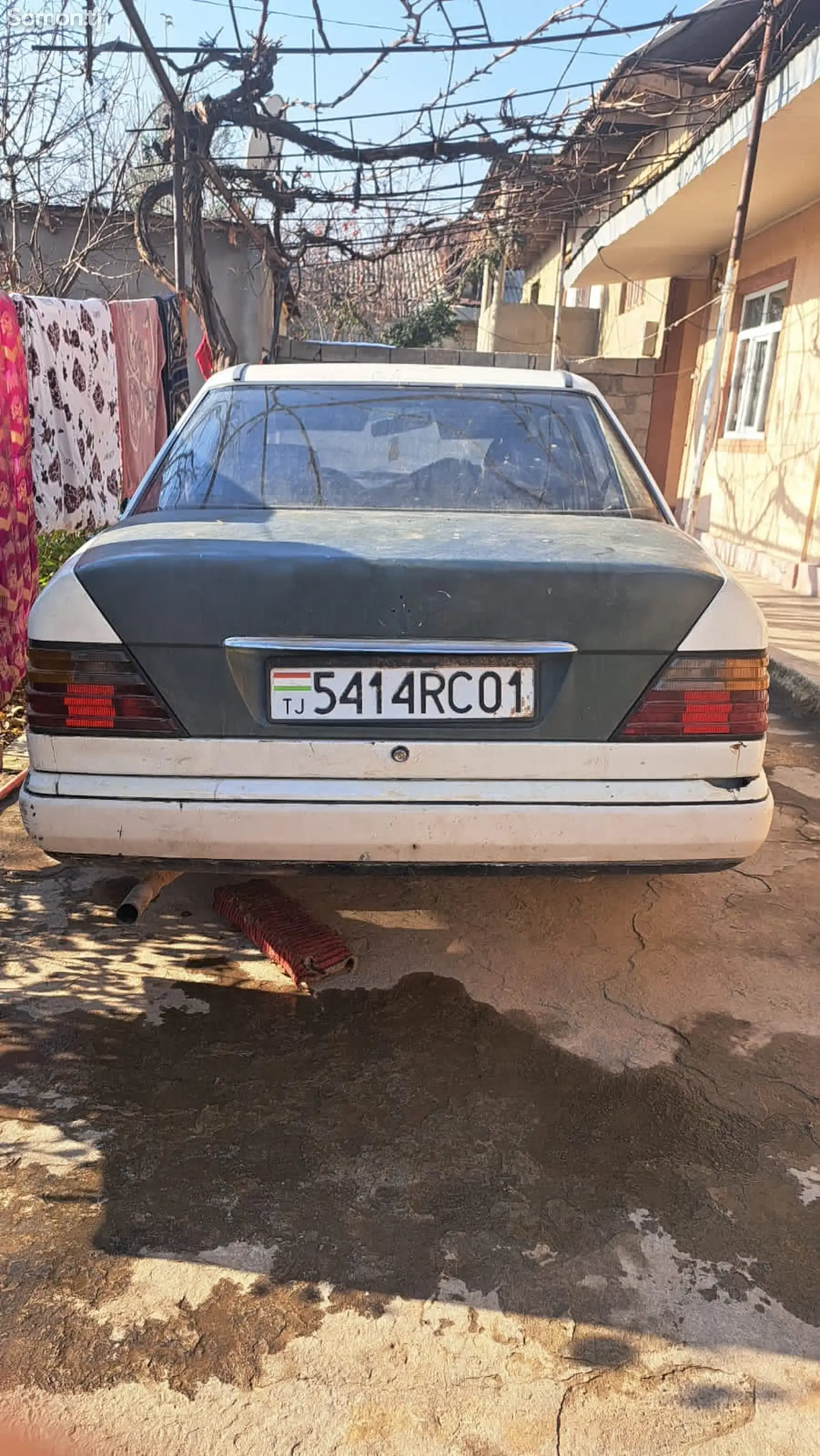 Mercedes-Benz W124, 1988-1