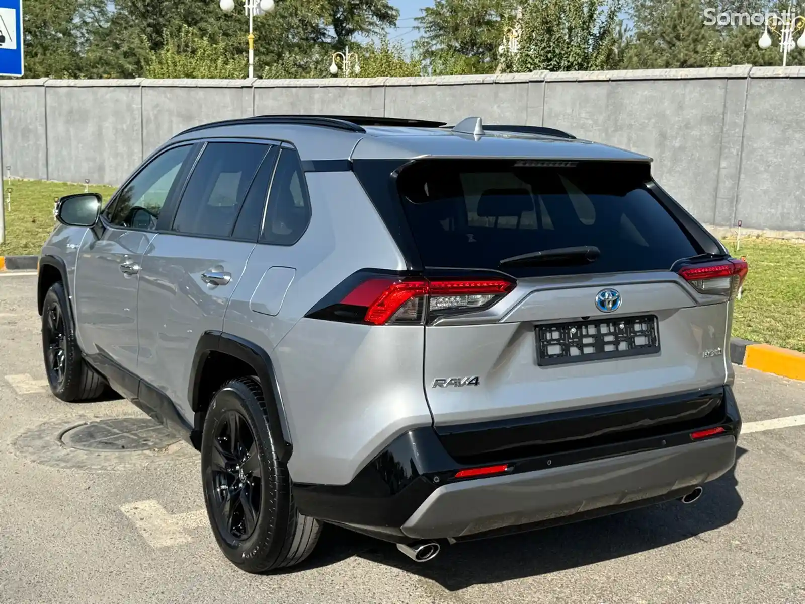 Toyota RAV 4, 2022-4