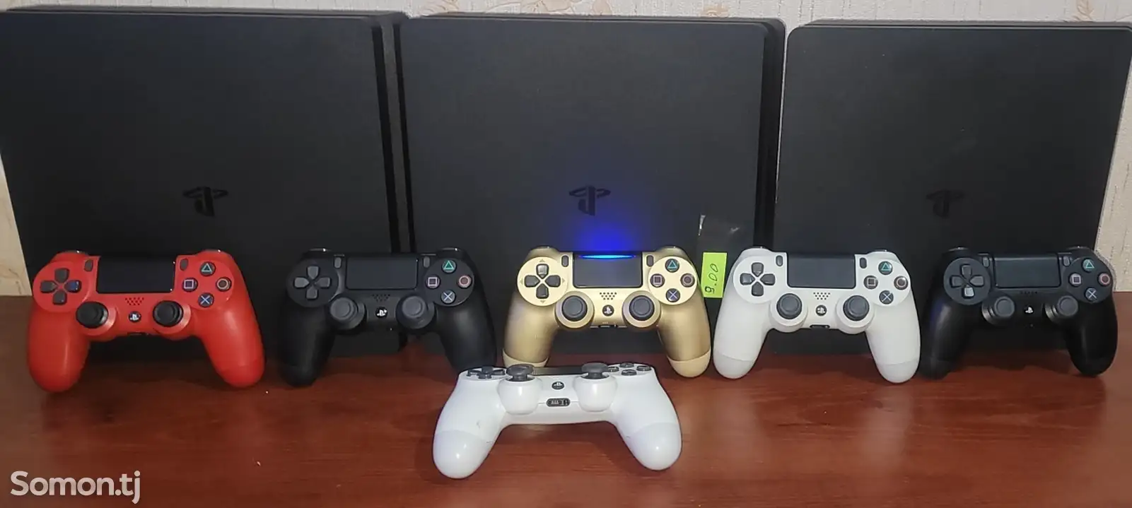 Игровая приставка Sony PlayStation 4 slim-1