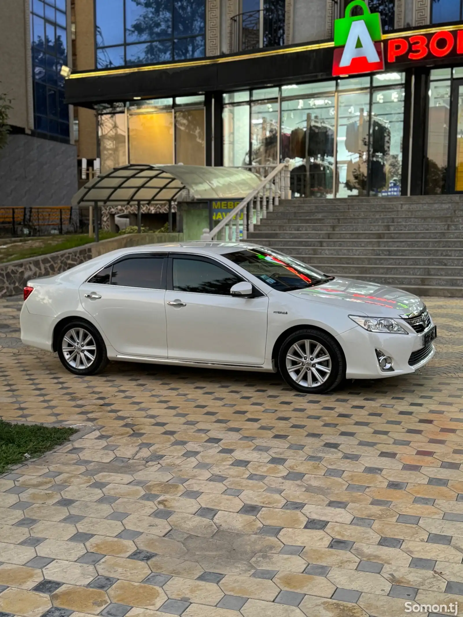 Toyota Camry, 2012-12