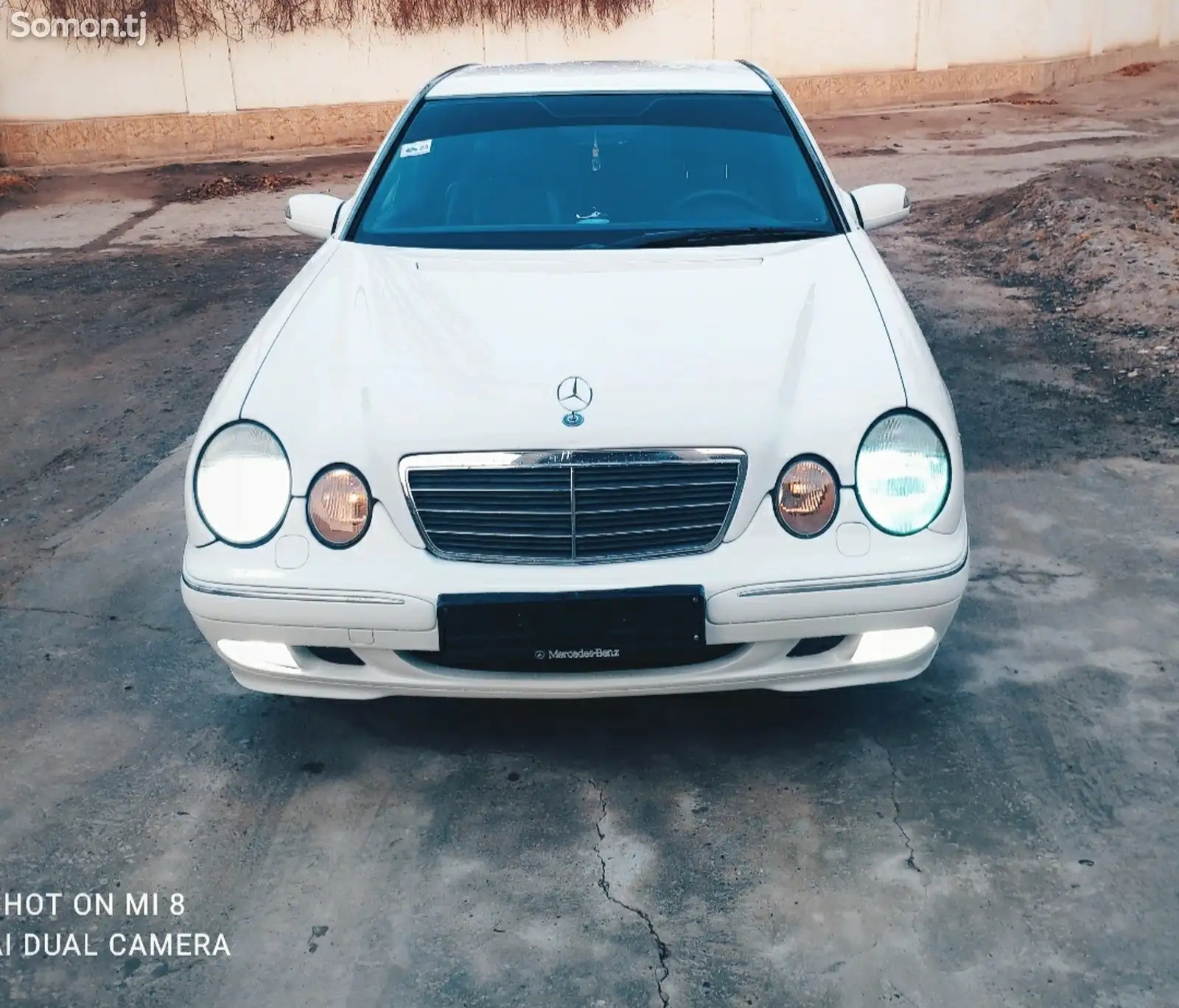 Mercedes-Benz E class, 2000-1