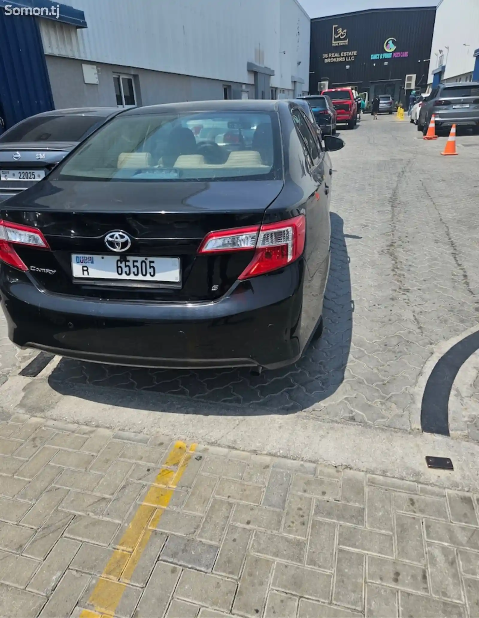 Toyota Camry, 2015-8