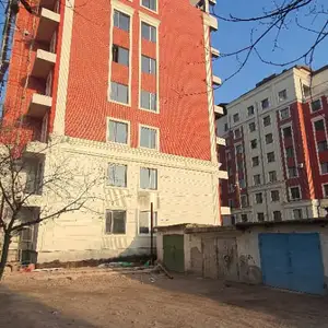 3-комн. квартира, 8 этаж, 81 м², 20 мкр