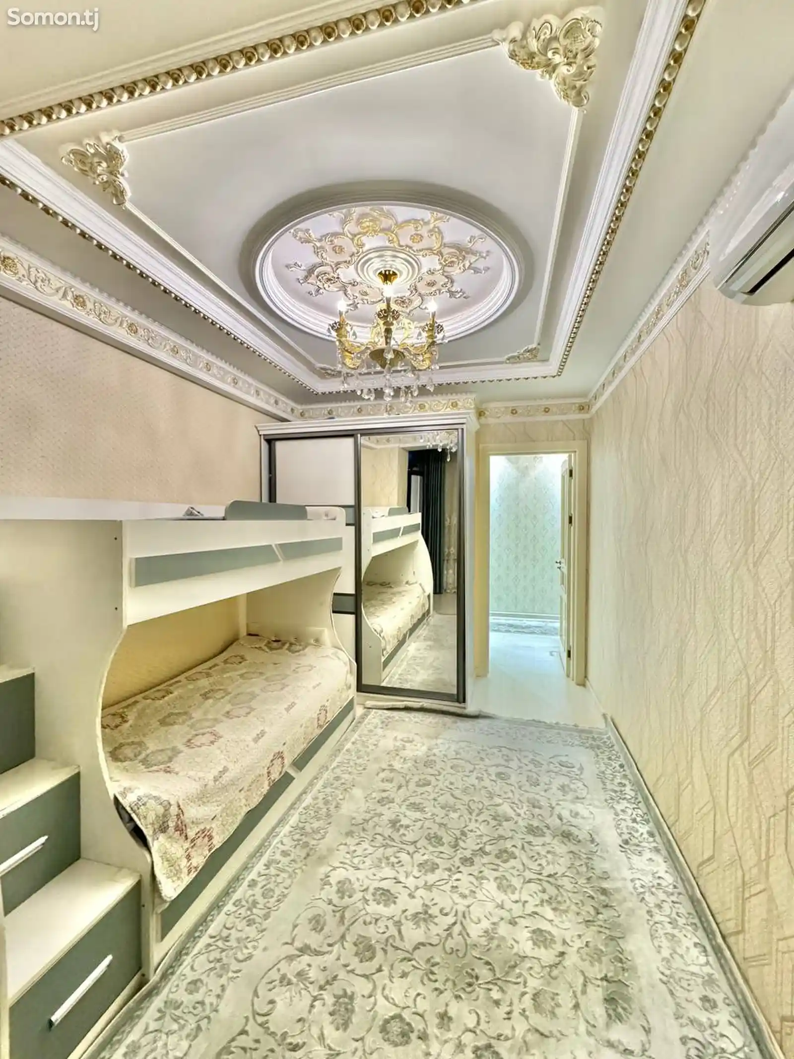 3-комн. квартира, 13 этаж, 100 м², Сомони-6