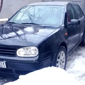 Volkswagen Golf, 2000